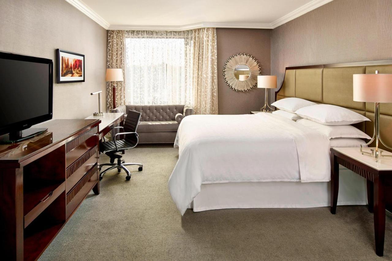 Sheraton Hamilton Hotel Extérieur photo