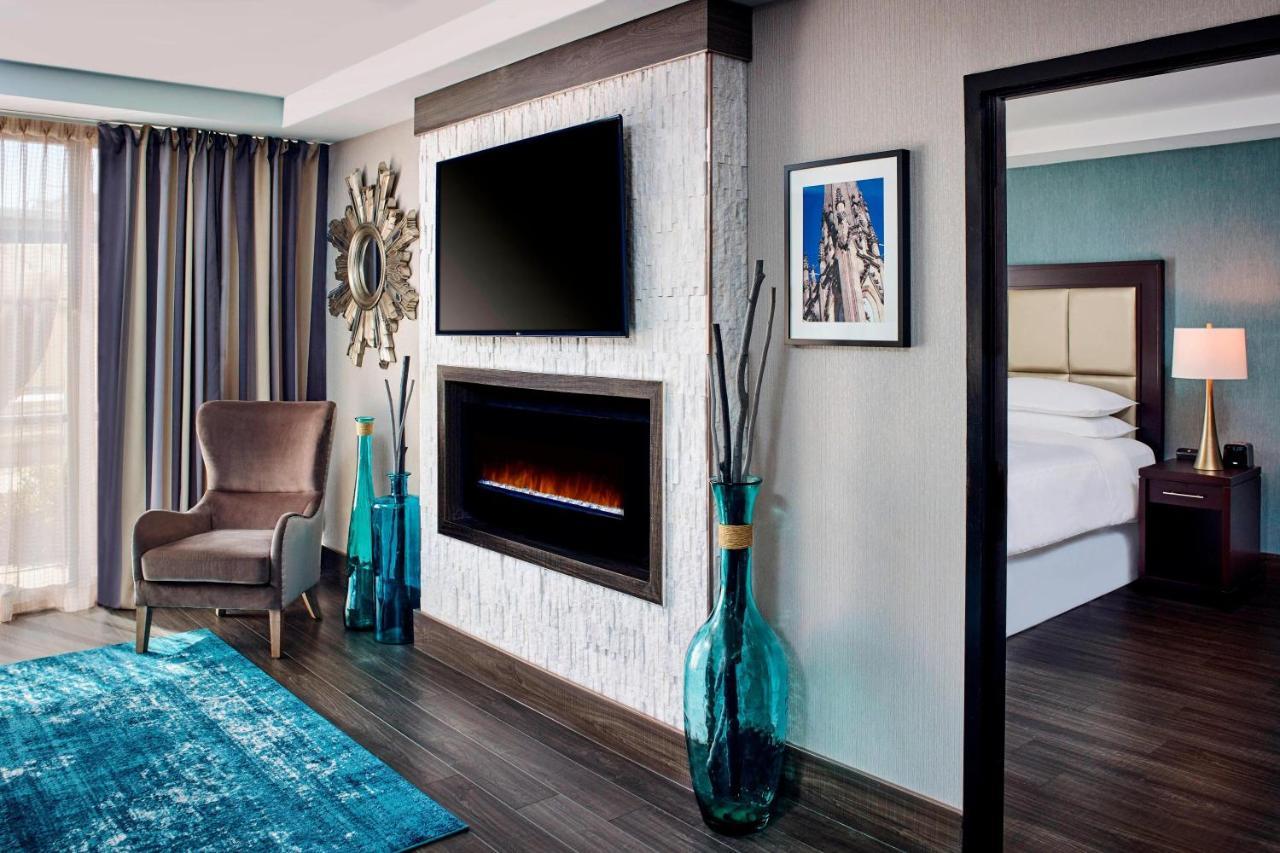 Sheraton Hamilton Hotel Extérieur photo