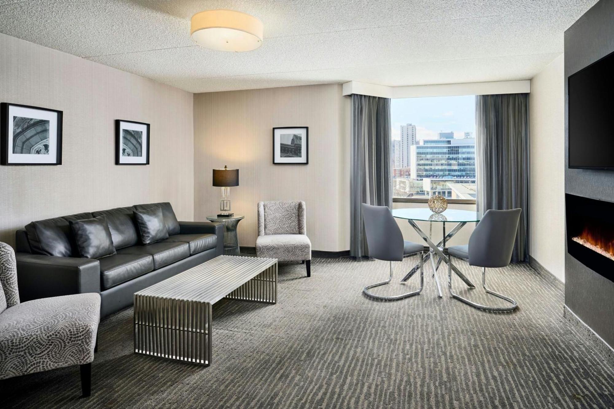 Sheraton Hamilton Hotel Extérieur photo